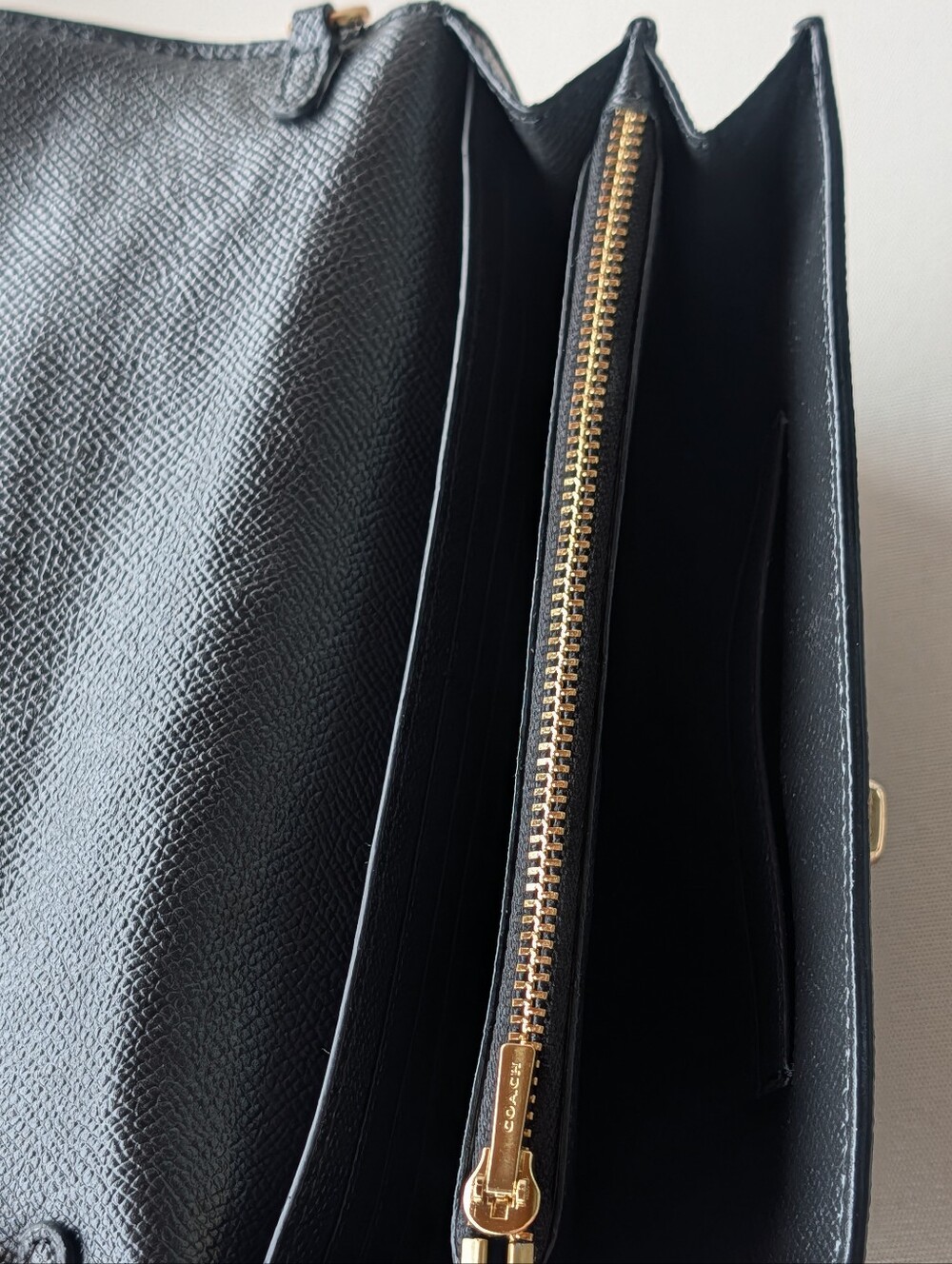 Coach F33390 Black Crossgrain Leather Turnlock Wallet Clutch - Picture 13 of 13
